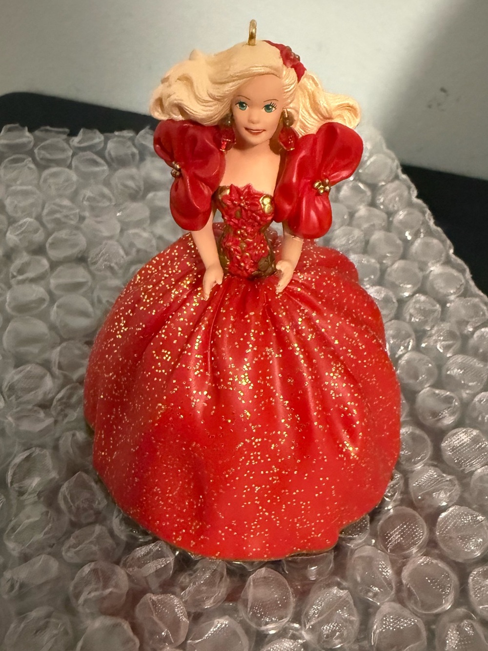 Hallmark Authentic Vintage Barbie Red Glitter Ball Gown Holiday Ornament (1993)!